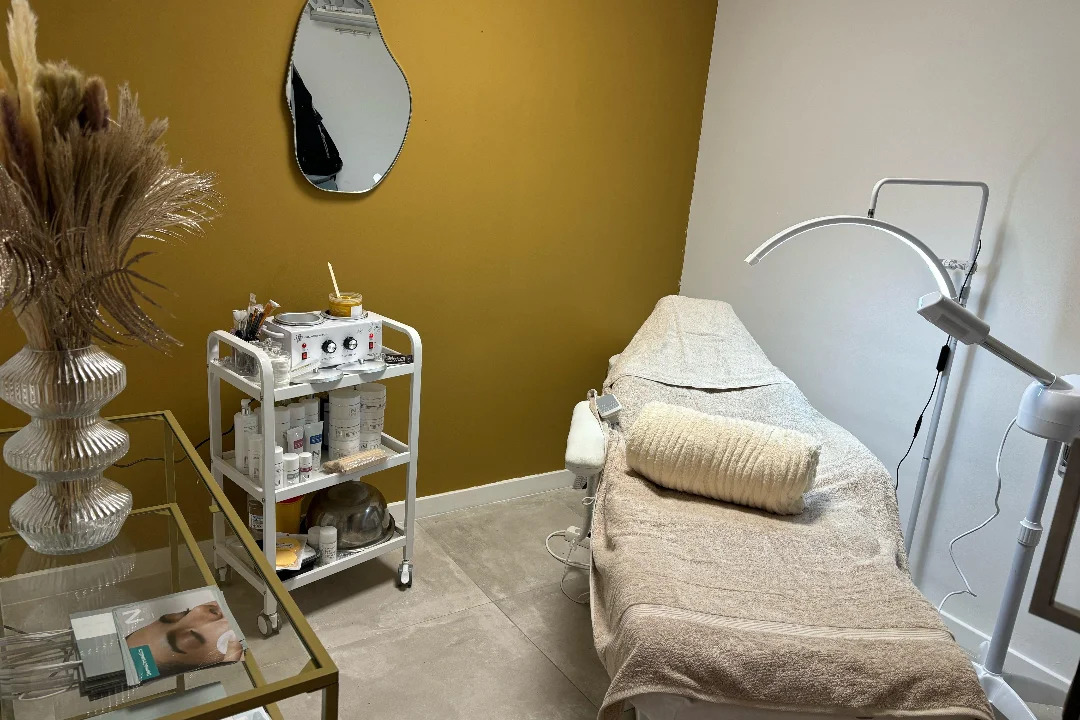 Sabrina Glow Up Beauty, IJplein en Vogelbuurt, Amsterdam