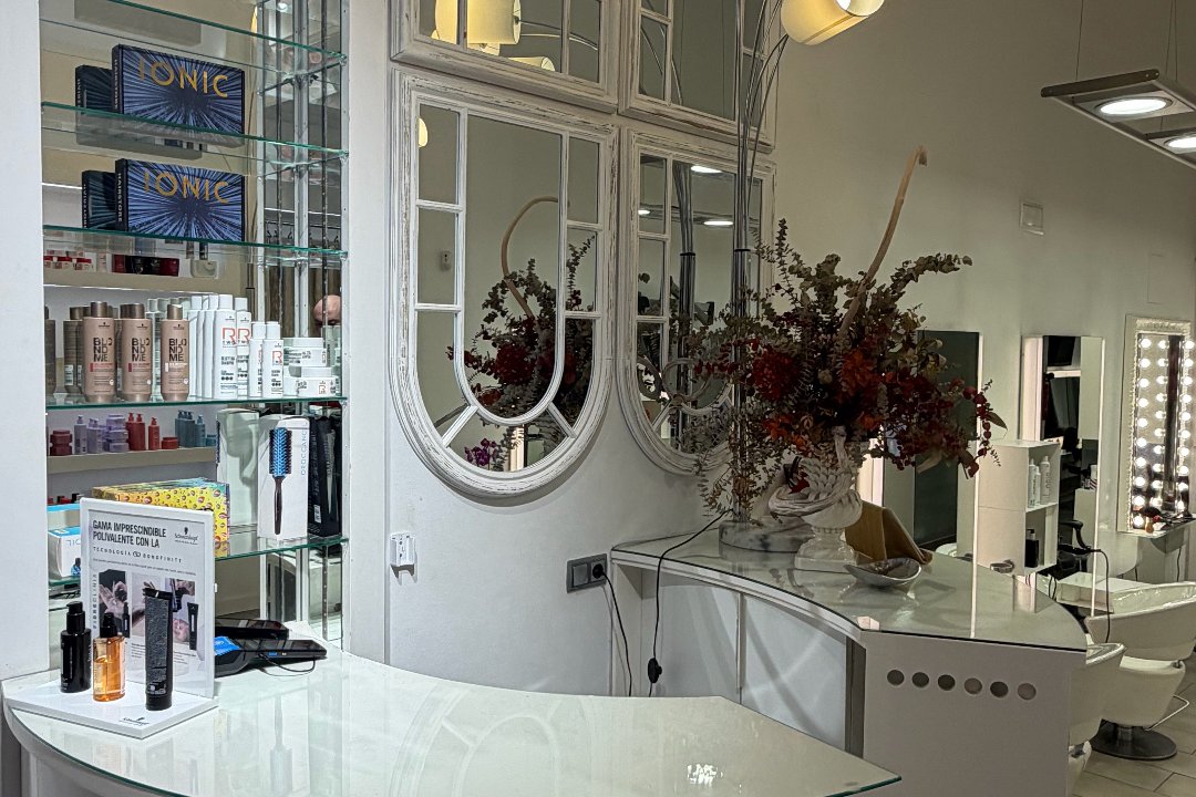 D’avila Salon, Sant Antoni, Barcelona