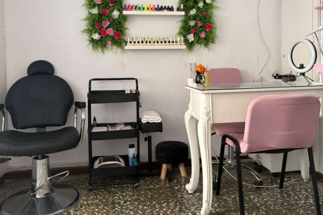 Caro Nails, Almería, Provincia de Almería