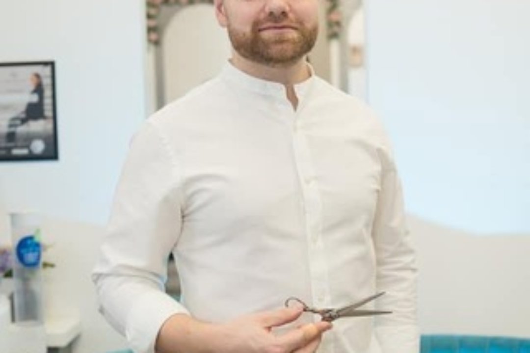 CS London HairShine, Mill Hill, London