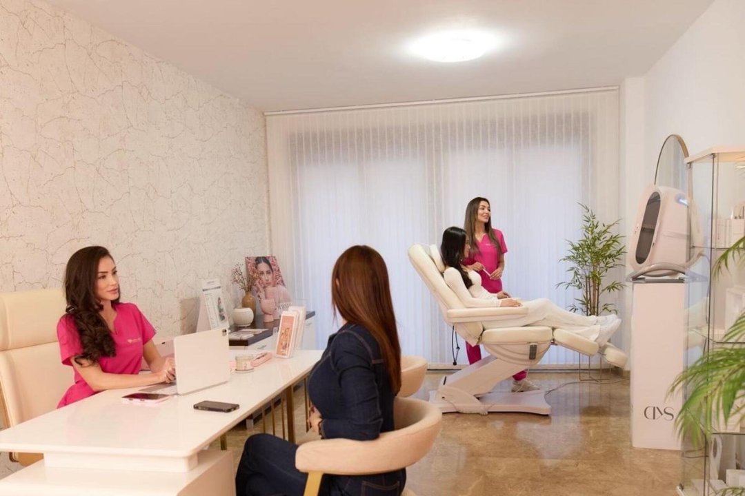 Estética Consciente Luisa Giraldo, Penya-roja, Valencia
