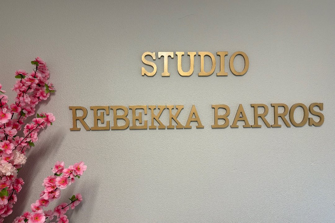 Studio Rebekka Barros, Corroios