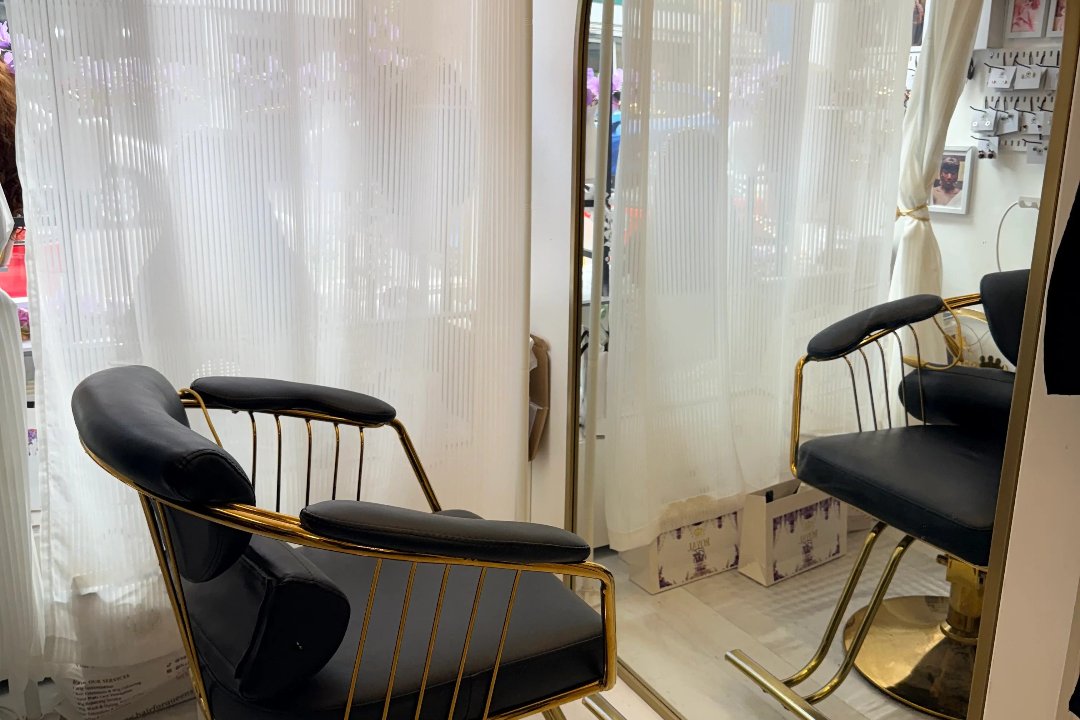 Hair For Queens, Rye Lane, London