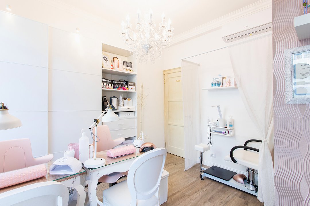 Glow Nails, Primavalle, Roma