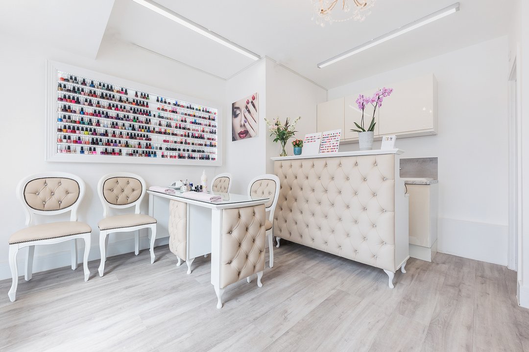 CPhoenix Nail Bar, Buckhurst Hill, London