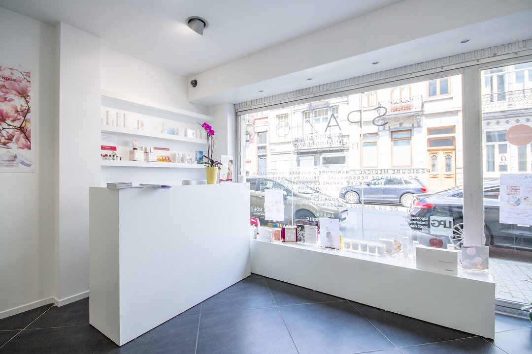 Excellence Beauté By Naome Dias, Montjoie - Longchamp, Uccle