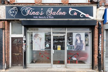 AURA Beauty Salon Romford