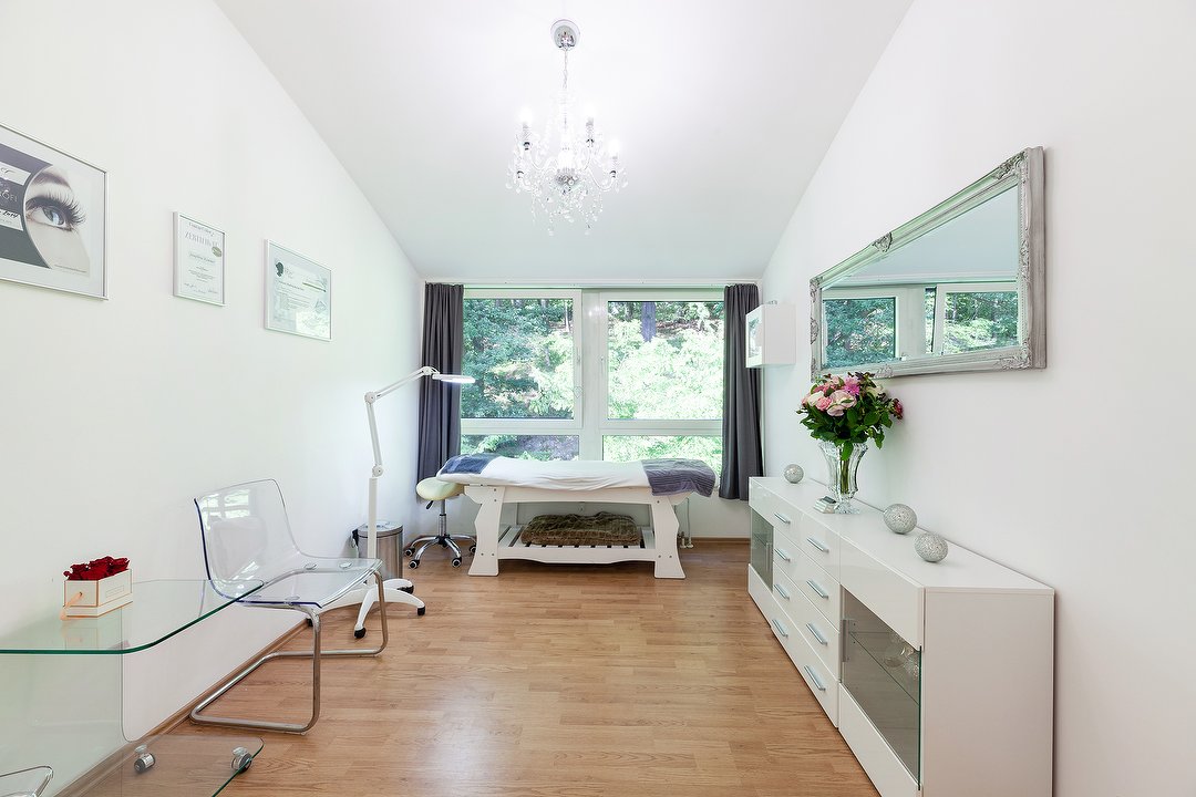 Wimpernverlängerung Düsseldorf - Ludenberger Straße, Ludenberg, Düsseldorf