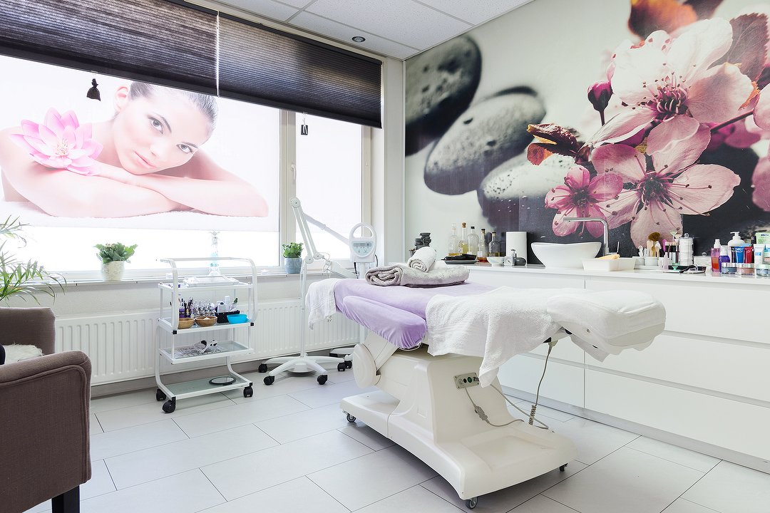 Hair & Beauty Nusyam, Dreven en Gaarden, The Hague