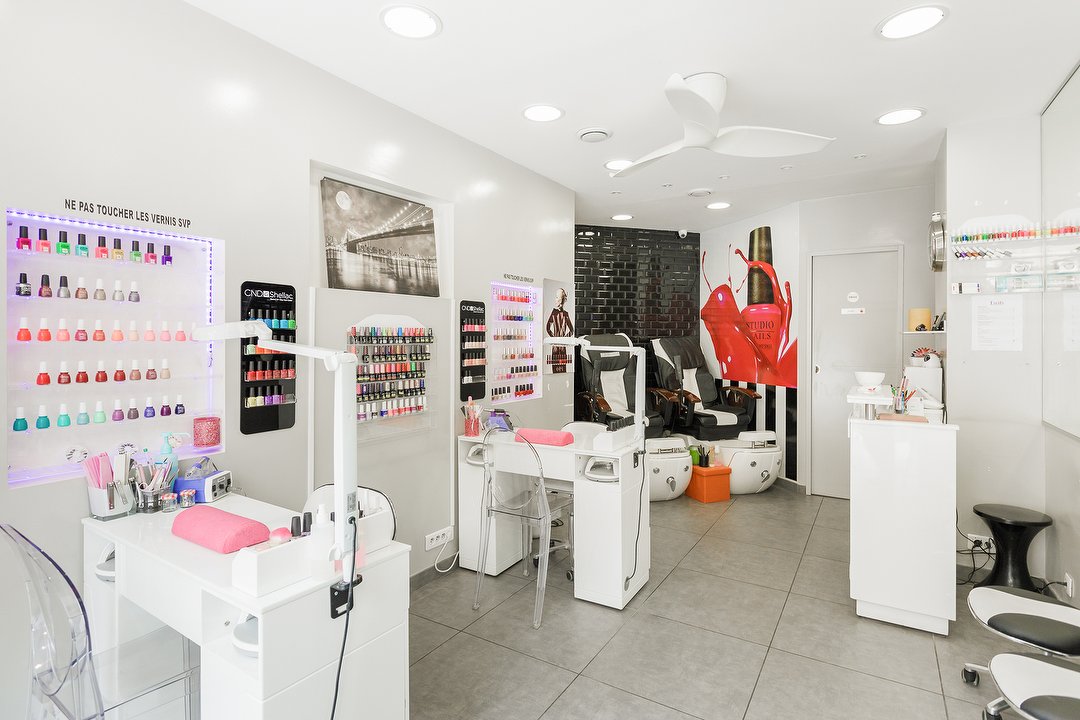 Suzelle chez Studio Nails, Gare de Lyon, Paris