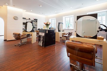 Maro Munich by the english Haircutters
