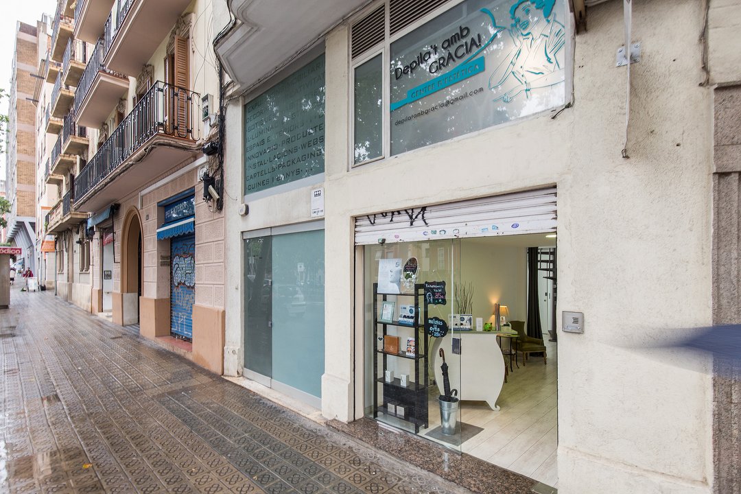 Depila't amb Gràcia, El Camp de l'Arpa del Clot, Barcelona