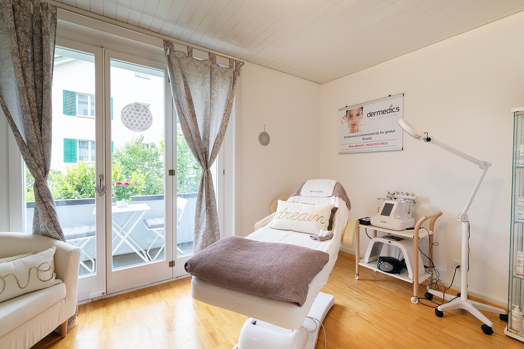 GLADYS medical Beauty, Meilen