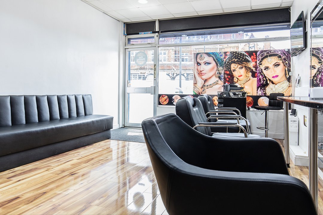 DT Beauty Salon, South Hackney, London