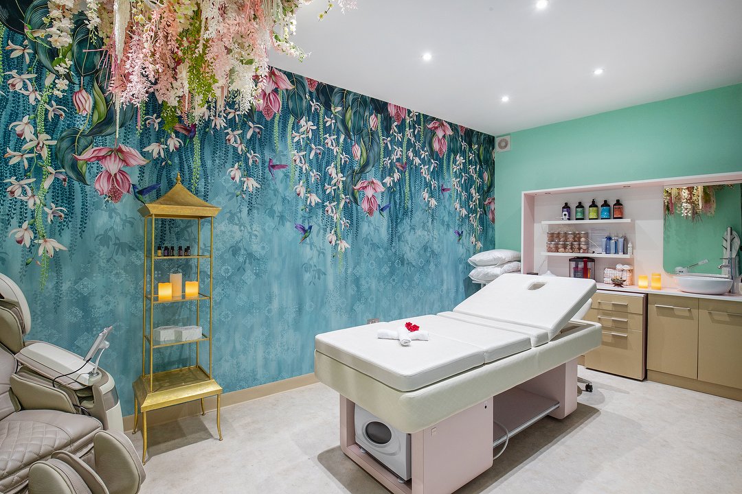 Figure and Face Clinic - Woodford, Woodford Green, London