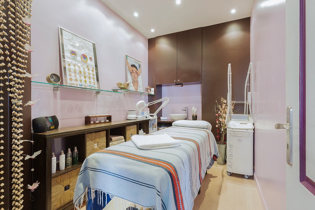 Betina Home Spa, Courbevoie, Hauts-de-Seine