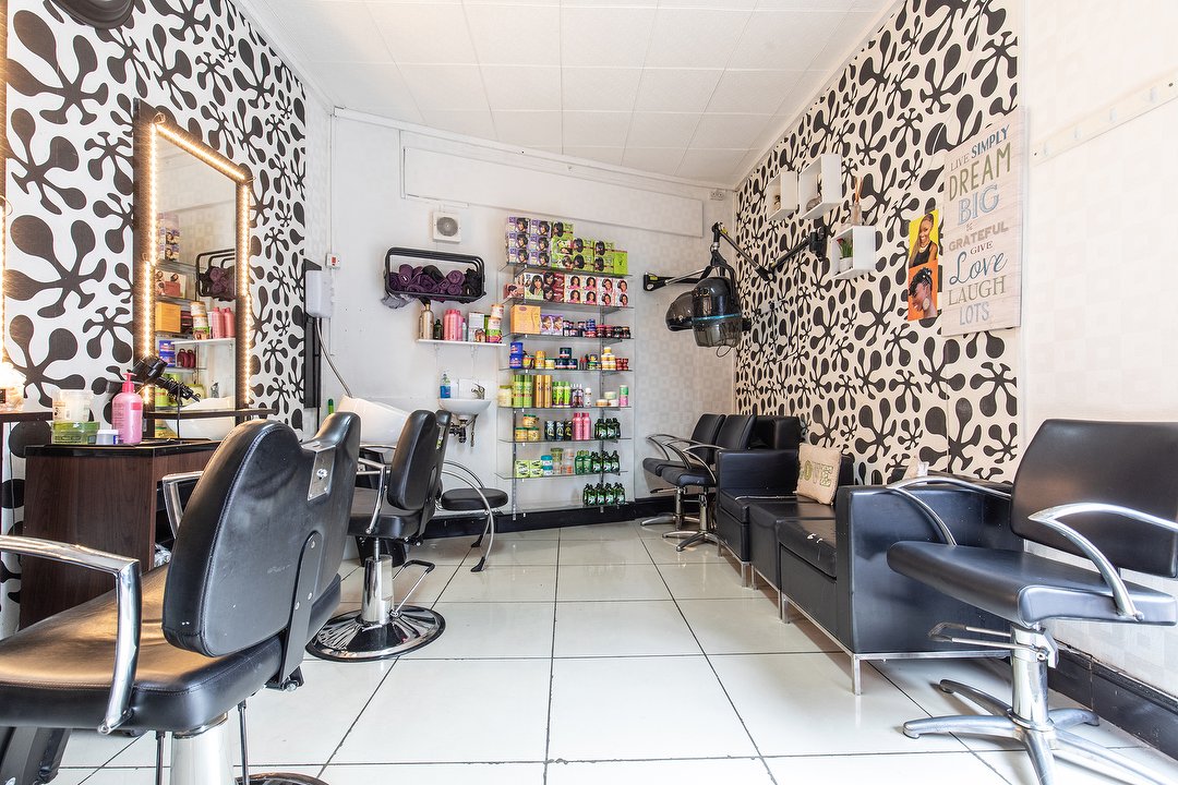 Posh Hair Salon, Tolworth, London