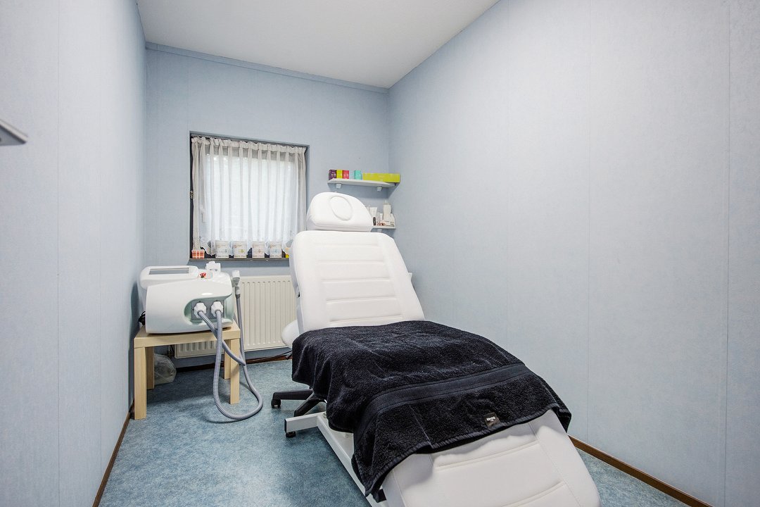 JQ Beauty Laser, Groente- en Fruitmarkt, Den Haag