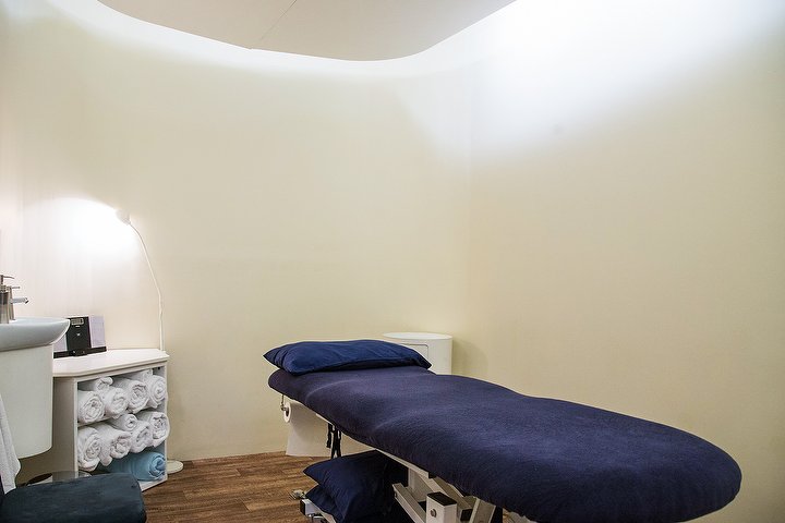 Back, Neck and Face Massage  Holistic therapy centre Feel Good Balham