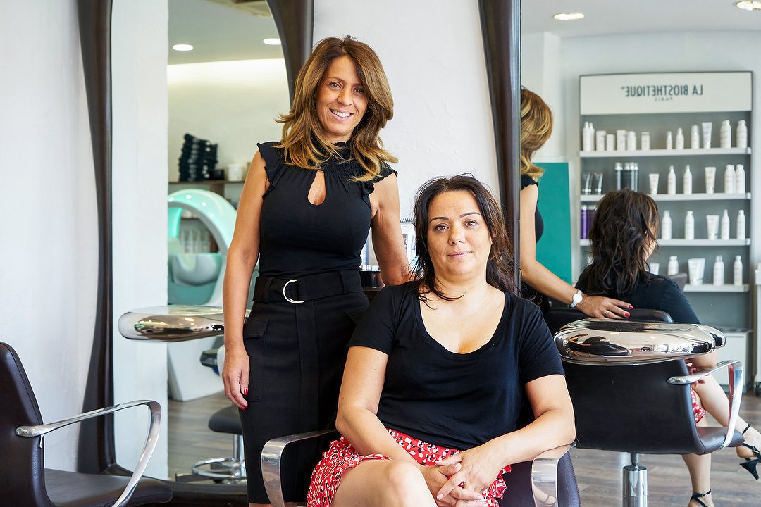 SALON Foch.