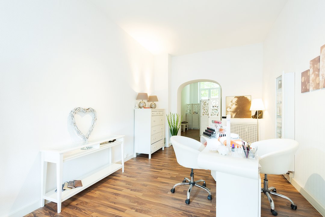 Nagel-Beauty-Lounge Marilyn K., Charlottenburg, Berlin