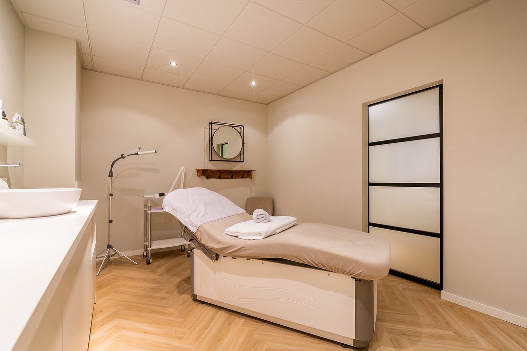 Richmond Skin Clinic, Binnenweg, Noord-Holland