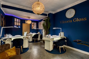 Viktoria Gloss - Belgisches Viertel