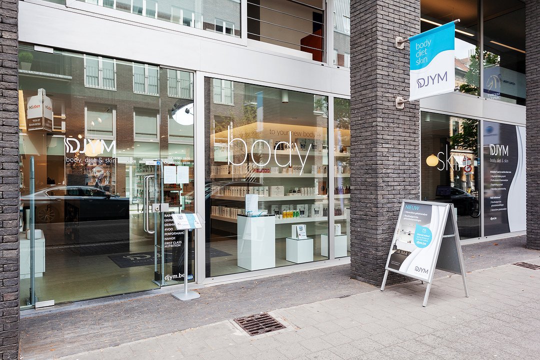 DJYM, Museumstraat, Anvers