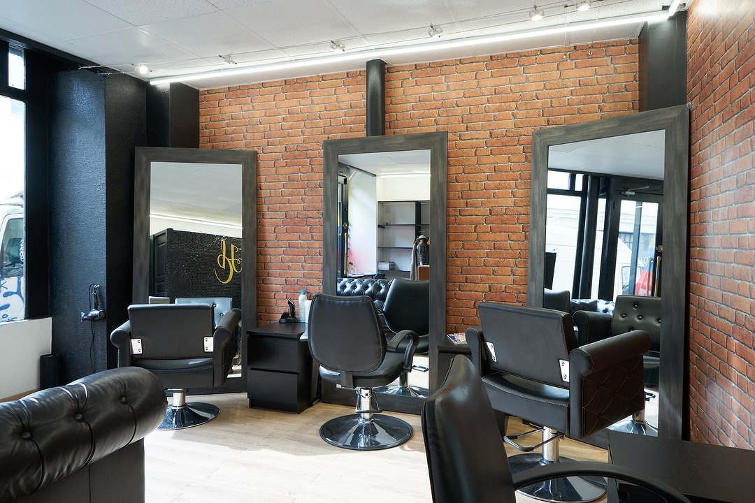 Salon De Coiffure Hugo Coiffure A Simplon Paris Treatwell