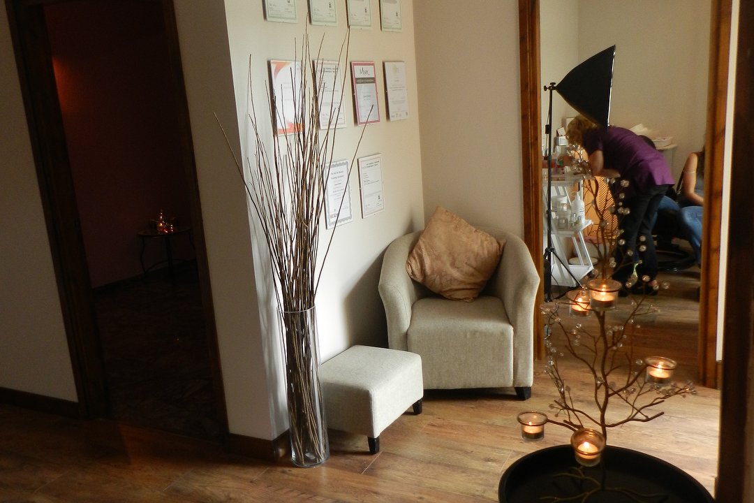 Healthy Looks, Sherwood Forest, Nottinghamshire