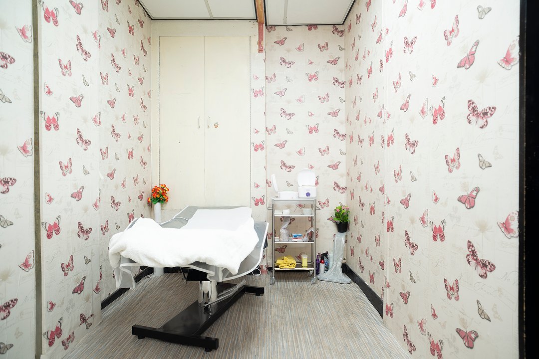 Trisha Beauty Salon, High Wycombe, Buckinghamshire