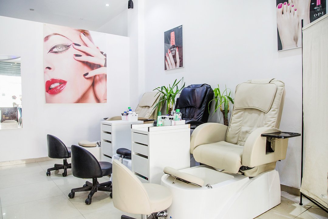 97&98 Nail, Sarpi, Milano