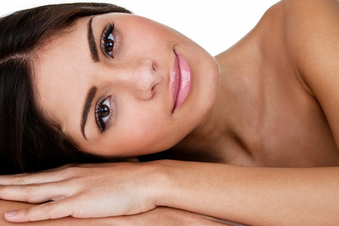 Secret Revival- Experience the 5 senses Facial Massage at Healthy Living Center, Islington, London