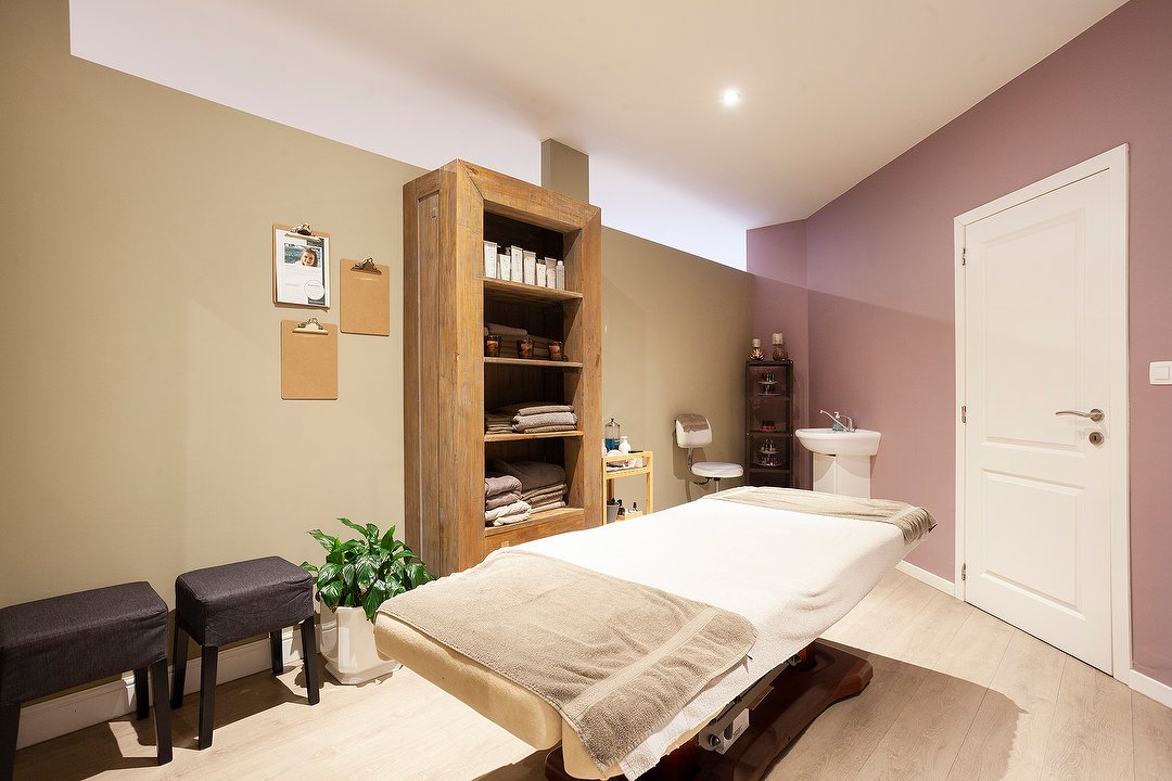Salon Assepoester, Brasschaat, Antwerp province