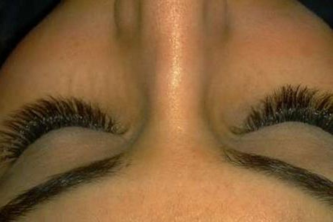 Golden Beauty, Willesden, London