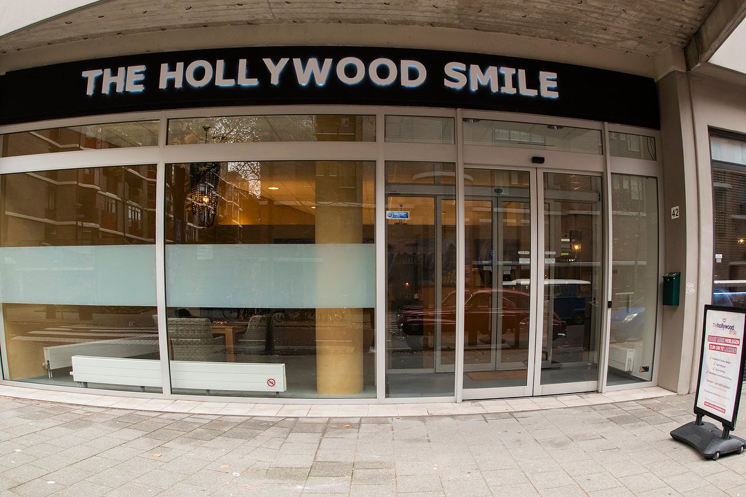The Hollywood Smile, Alexander, Rotterdam