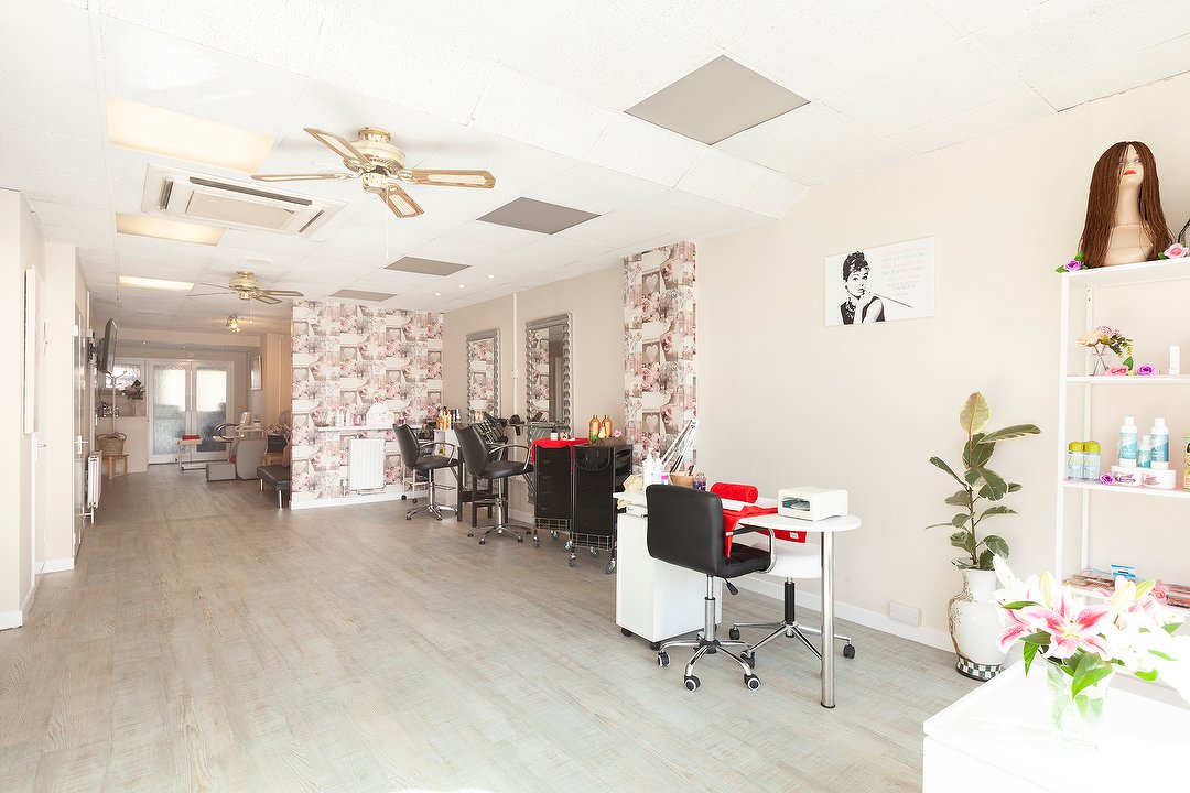 Blossoms Salon, Ashford, Surrey