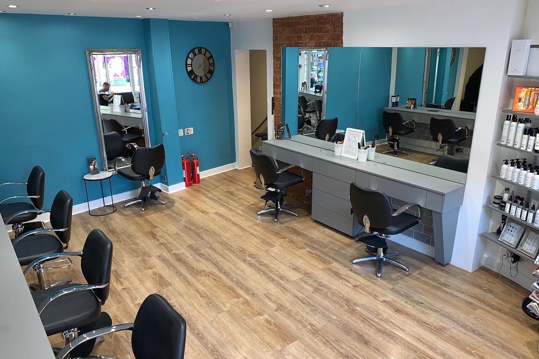 Lee Holmes Hair & Beauty, The Lace Market, Nottingham