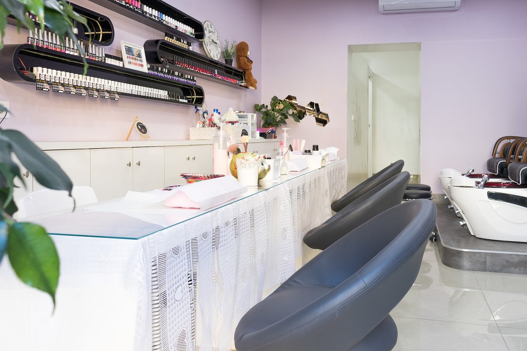 M&L Nails & Parrucchiere, Vialba, Milano