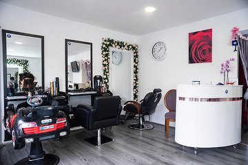 Black Rose Salon