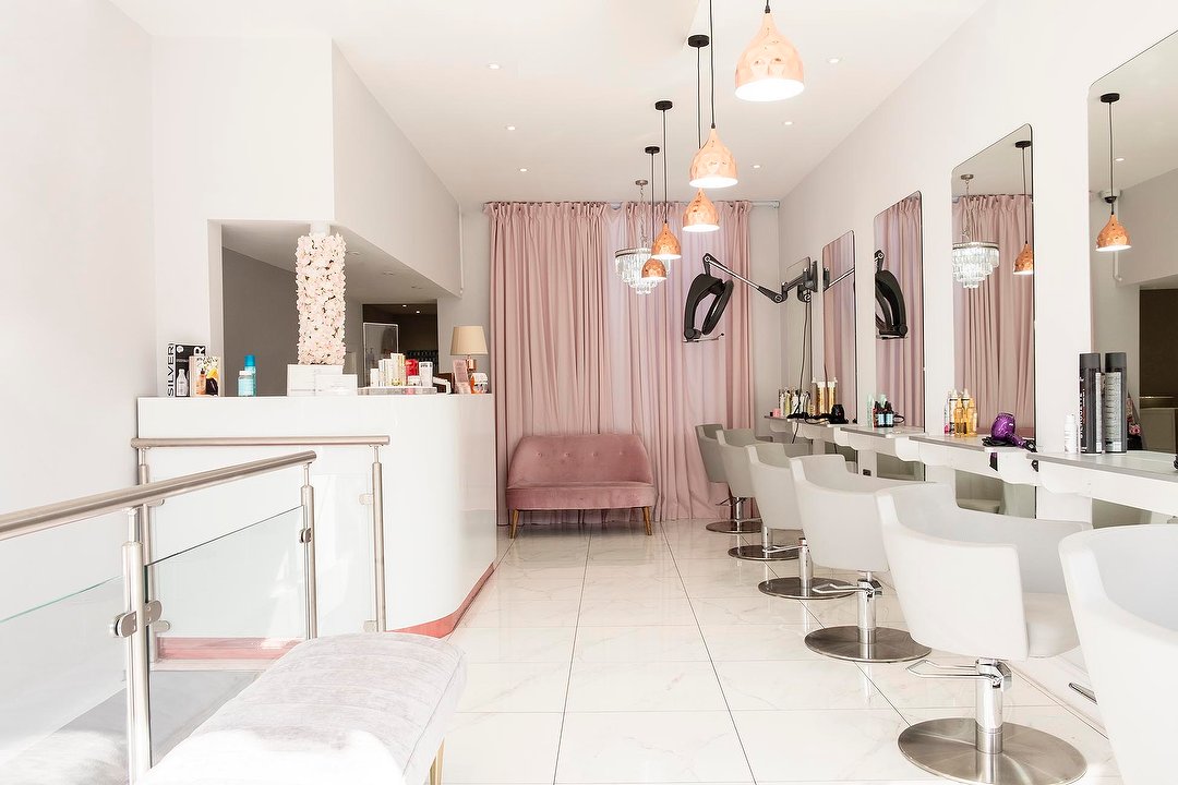 Luxe Beauty London Hair Salon In Camden Town London Treatwell