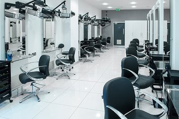 Regis Salon - Epsom