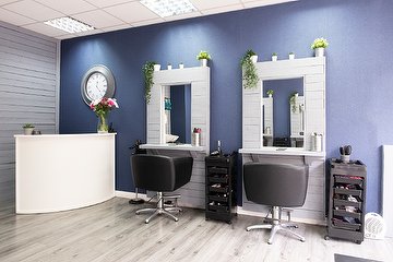 Revive Hair & Beauty - Glasgow