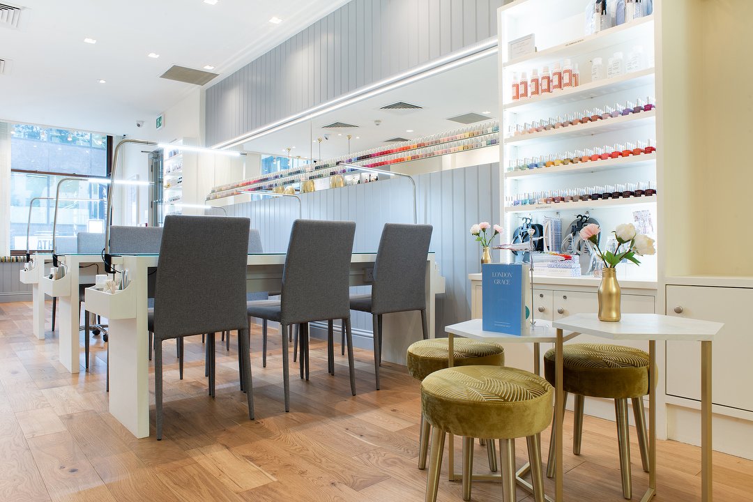 London Grace - Bank, Monument, London