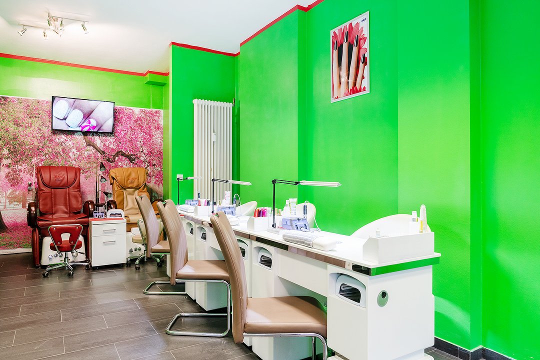 B4 Nails, Friedenau, Berlin