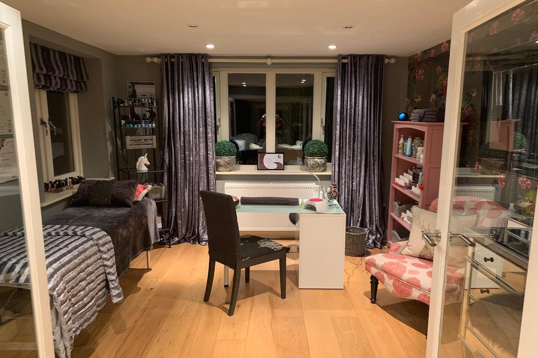 Hannah’s Nails, Hitchin, Hertfordshire