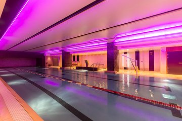 Rena Spa, Tower Bridge