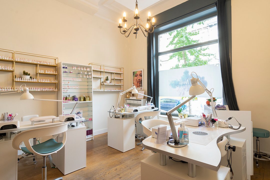 Well'nails & beauty, Sint-Gillis