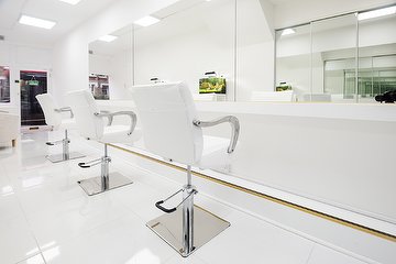 Your Hairdresser
