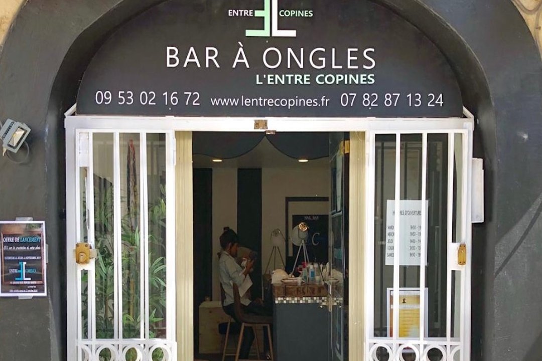 L'entre copines bar à ongles, Pérols, Montpellier Méditerranée Métropole